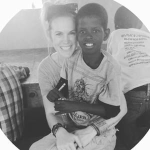 Meet your Posher, Hallie